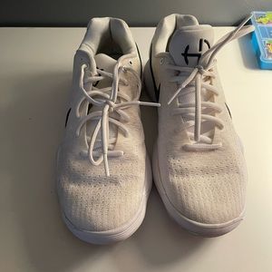 White low top nikes